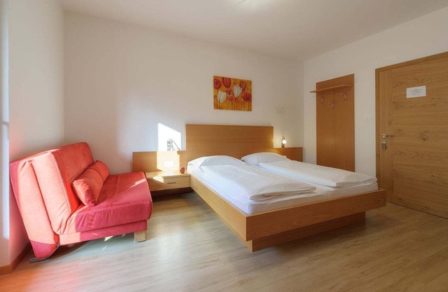 Holiday Apartment Rasnerhof - Tschigat with Mountain View, Balcony & Wi-Fi