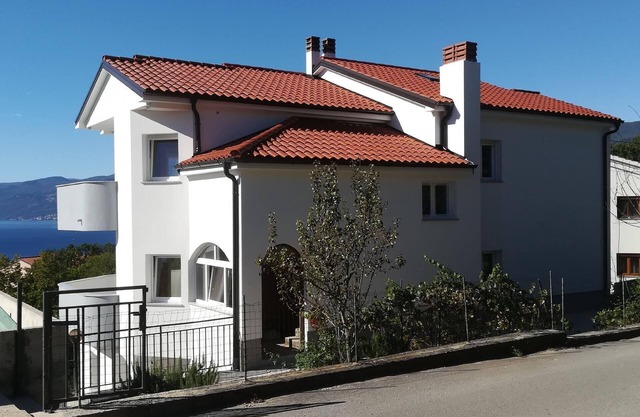 Holiday apartment Rijeka for 1 - 4 persons with 1 bedroom - Holiday apartment in one or multi-family