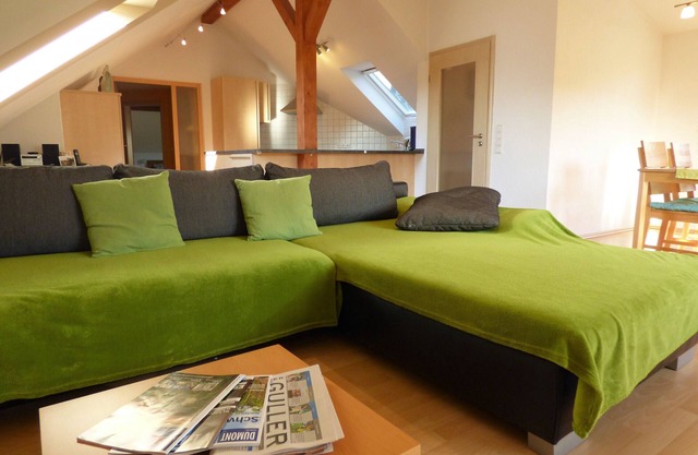 Holiday Apartment 'Schauenburgblick' with Balcony & Wi-Fi