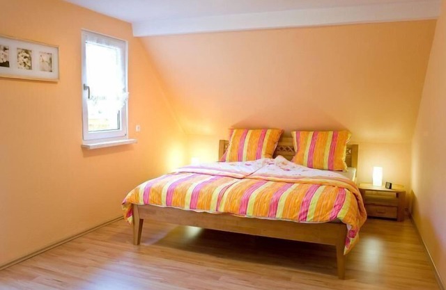 Holiday apartment Schlema for 2 - 4 persons with 1 bedroom - Holiday apartment in one or multi-famil