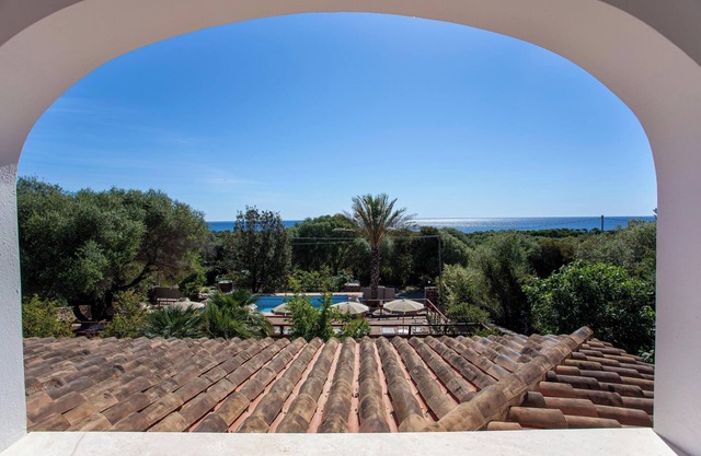 Holiday Apartment ‘Villa Mula 4’ with Sea View, Wi-Fi, Terrace & Shared Pool; Parking Available