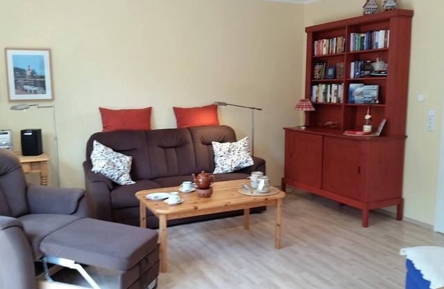 Holiday apartment Warwerort for 1 - 3 persons with 2 bedrooms - Holiday apartment
