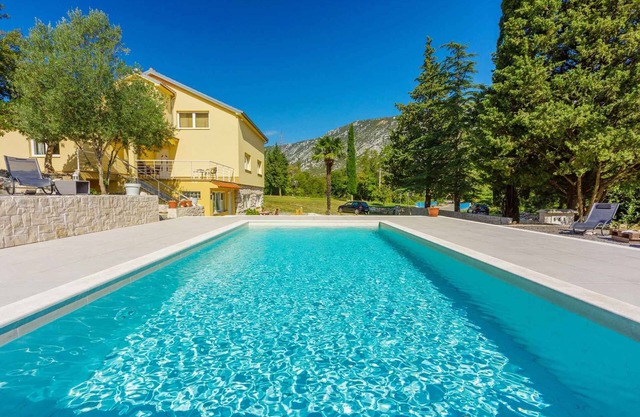 Holiday apartment with pool