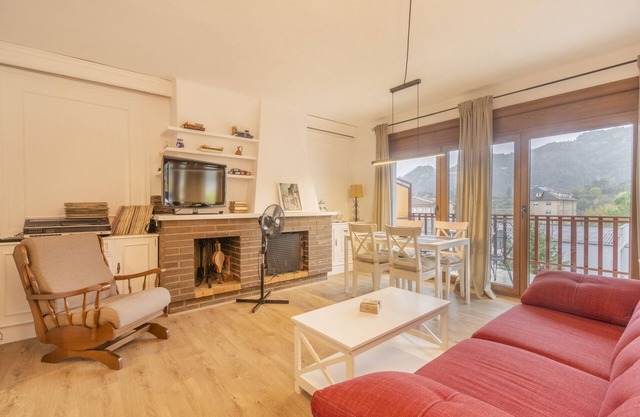 Holiday Apartment "Vall De Lord" with Mountain View, Private Terrace & Wi-Fi