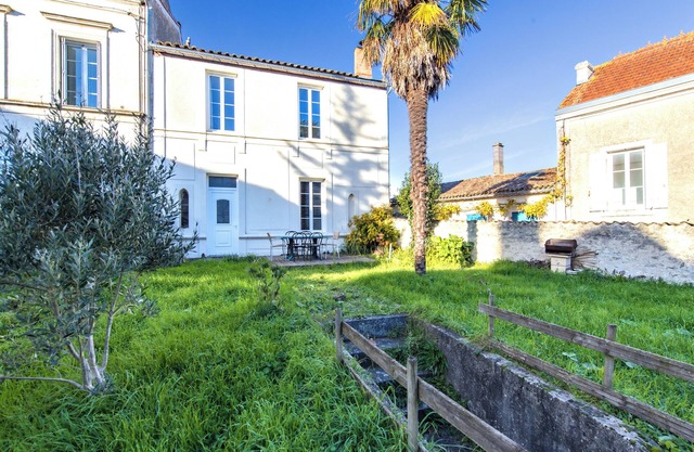 Holiday Home 'Maison De Famille' with Private Terrace and Private Garden