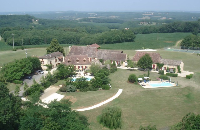 Holiday Home 'Le Vannier' with Shared Garden and Wi-Fi
