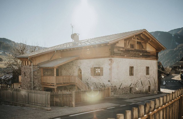 Holiday Home 'Alpin Chalet Samer' with Mountain View, Private Terrace and Wi-Fi