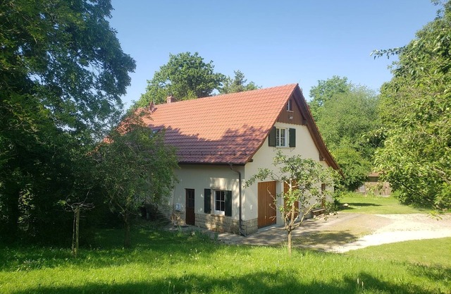 Holiday Home 'Am Alten Steinbruch' with Shared Terrace, Shared Garden and Wi-Fi