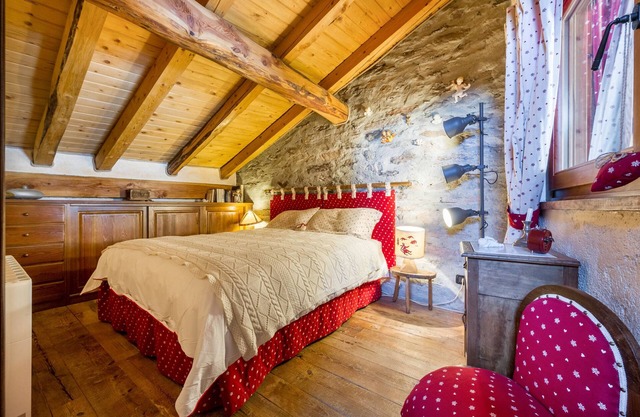 Holiday Home 'Arpy An' with Mountain View, Balcony and Wi-Fi