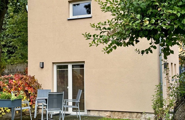 Holiday Home 'Belvedere-Remise' with Private Terrace, Shared Garden and Wi-Fi