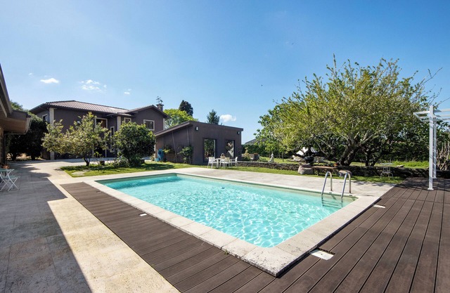 Holiday Home 'Casa Chocolate' with Mountain Views, Private Pool and Wi-Fi