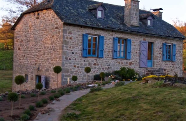 Holiday Home 'Charmant Moulin De Selves' with Private Garden