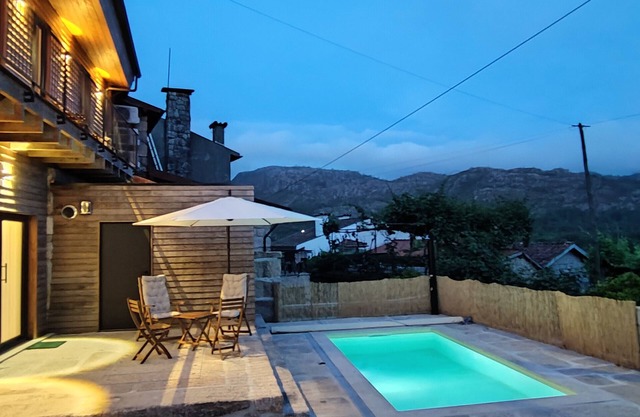 Holiday Home 'Custódia Grandmother's - 1' with Mountain View, Private Pool and Wi-Fi