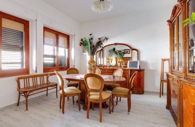 Holiday Home 'Da Flavia' with Private Terrace, Private Garden and Air Conditioning