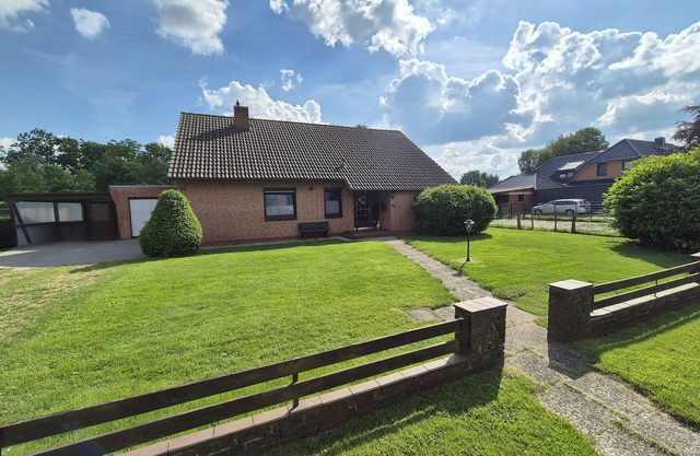 Holiday Home 'Dörpshus-Bargen' with Private Terrace, Private Garden and Wi-Fi