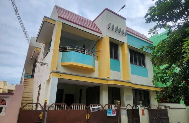 Holiday Home - FF 2BHK Full House