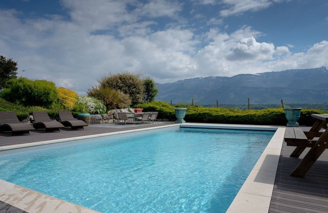 Holiday Home 'Le Balcon Des Bauges' with Mountain View, Shared Pool and Wi-Fi