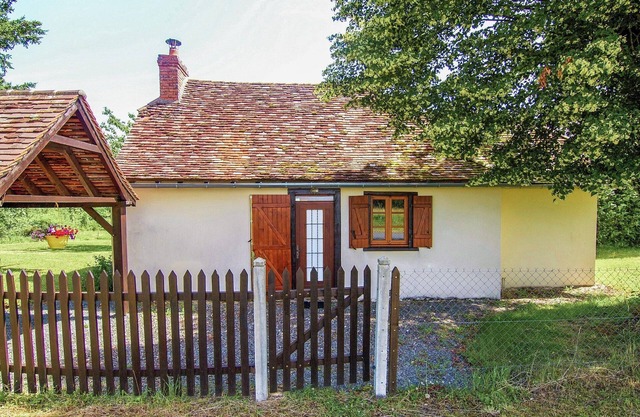 Holiday Home in Dordogne near Nature Park