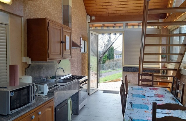 Holiday Home 'Gites Des Cotes' with Private Garden and Wi-Fi