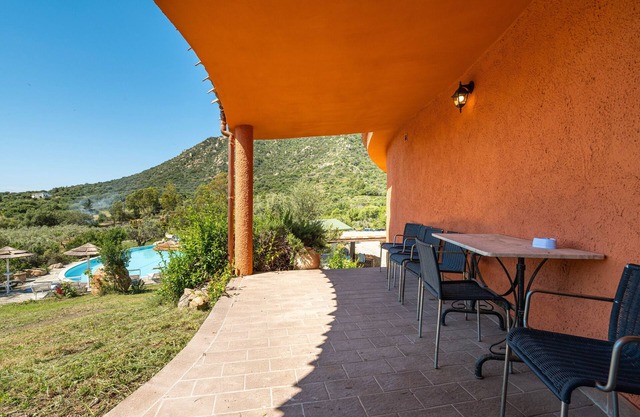 Holiday Home 'Giunco' with Sea View, Wi-Fi and Air Conditioning