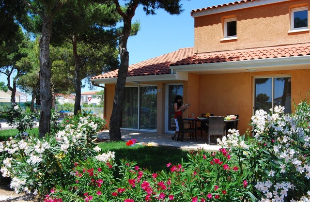Holiday Home in France with Garden Terrace