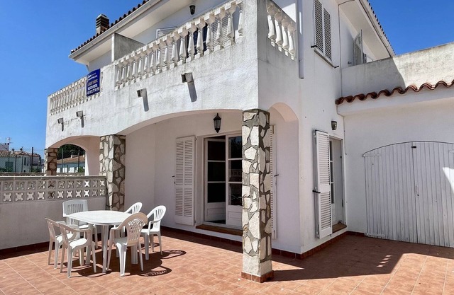 Holiday Home in L'Escala by the Beach