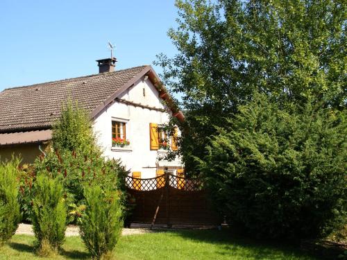 Holiday Home in La Chapelle with Garden