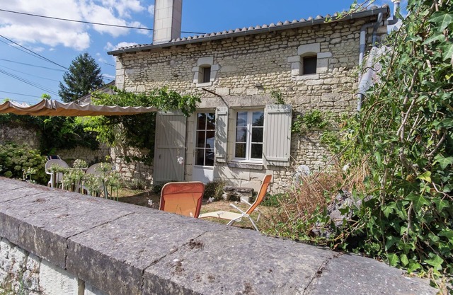 Holiday Home in Puygareau near Poitiers
