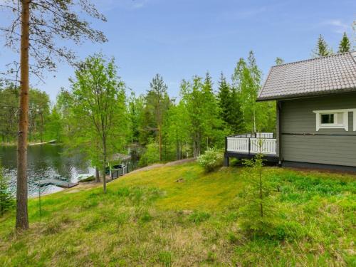 Holiday Home Kiikkukallio by Interhome