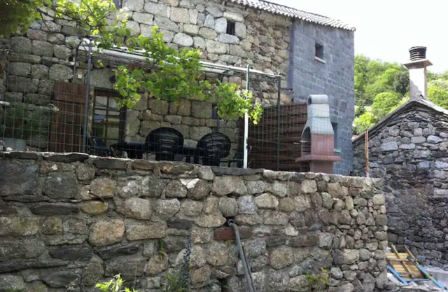 Holiday Home 'La Jeannette' with Mountain View, Private Pool and Wi-Fi