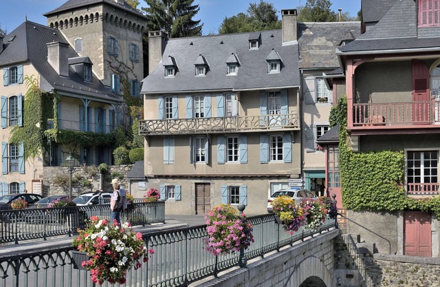 Holiday Home 'Maison De Caractère Vue Sur Neste' with Mountain View and Balcony