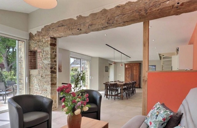 Holiday Home 'Maison' with Private Terrace and Wi-Fi