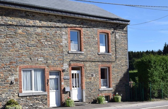 Holiday home near the forest in Bovigny