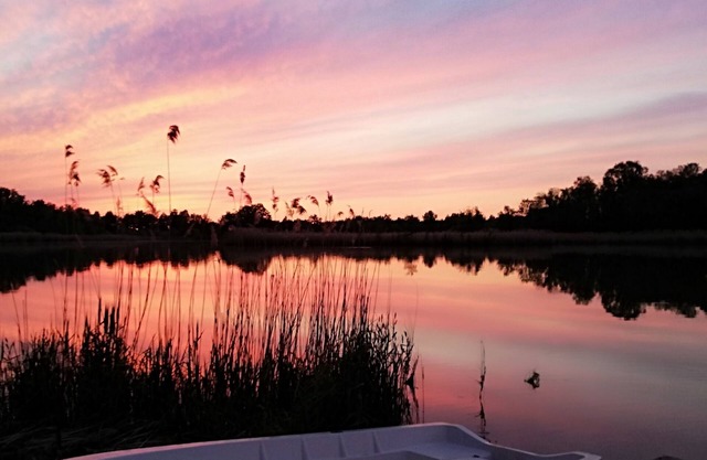 Holiday home on the Olbasee with private water access, dock, boat and playhouse