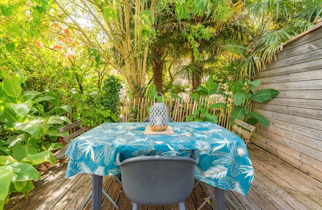 Holiday Home 'Porche Bis' with Private Garden and Wi-Fi