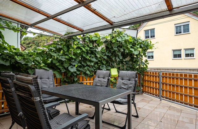 Holiday Home 'Rebsteige' with Mountain View, Balcony and Wi-Fi