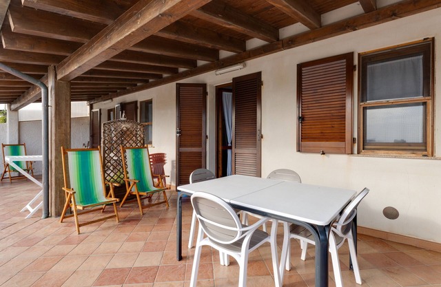 Holiday Home ‘Residenza Solemar - App 13’ with Sea View, Wi-Fi, A/C