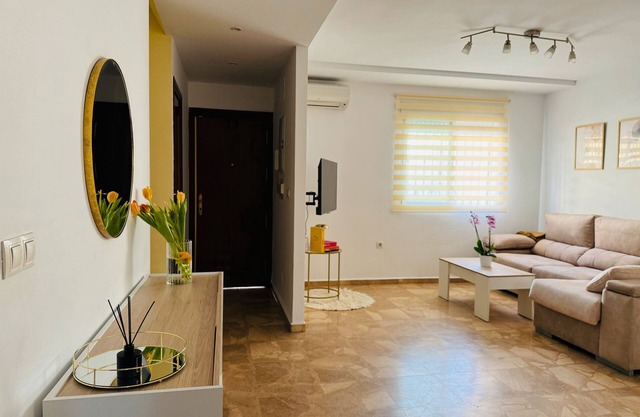 Holiday Home 'Tu Refugio Cerca Del Centro Granada' with Private Terrace, Wi-Fi and Air Conditioning
