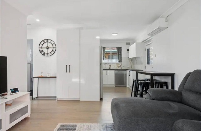 Holiday home unit
