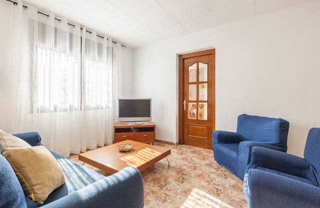 Holiday Home "Villa Julia" with Private Terrace, Wi-Fi and Air Conditioning