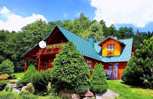 Holiday home with fireplace and sauna near the forest