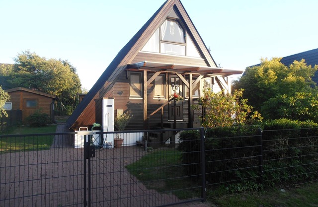 Holiday house at Wittensee (approx. 2 minutes walk to the lake) with small Rowing boat, from April 2019
