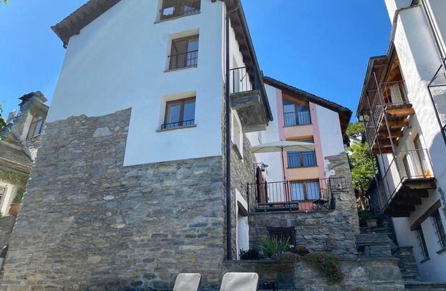 Holiday house Borgnone for 1 - 5 persons with 3 bedrooms - Detached holiday house
