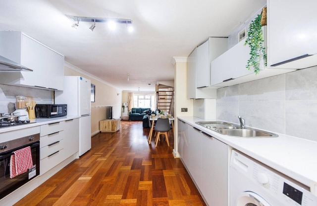 Holiday house Croydon for 1 - 6 persons with 2 bedrooms - Row house