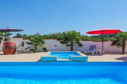 Holiday house in rural Istria with pool and hydromassage