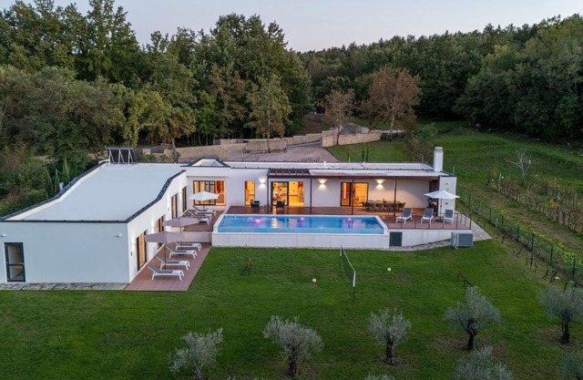 Holiday house Krsan for 1 - 10 persons with 5 bedrooms - Holiday house