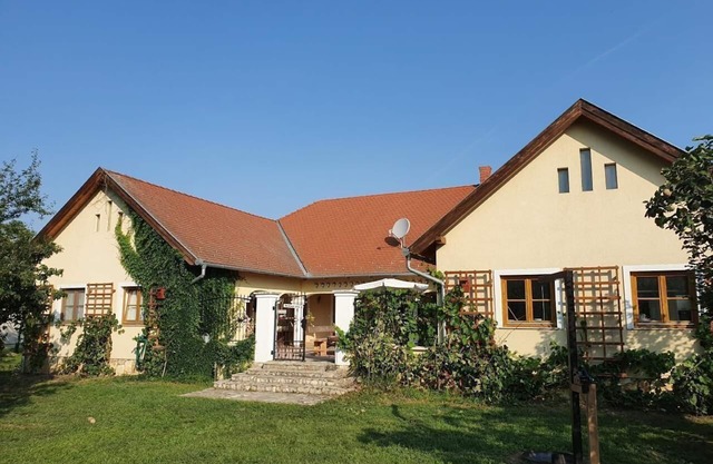 Holiday house Lócs for 1 - 7 persons with 4 bedrooms - Holiday home