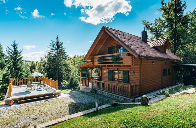 Holiday house Lokve for 1 - 7 persons with 3 bedrooms - Holiday house