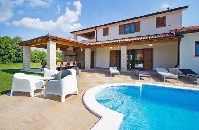Holiday house Nedescina for 1 - 10 persons with 4 bedrooms - Holiday house