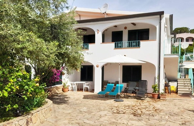 Holiday house Orosei for 1 - 8 persons with 4 bedrooms - Holiday house